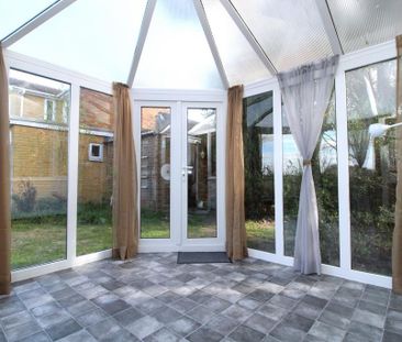 3 bedroom detached house to rent - Photo 3