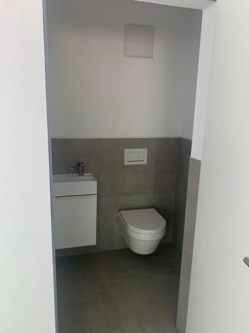 Erstbezug: Traumhafte Maisonette mit großzügigem, überdachtem Balkon - Photo 5