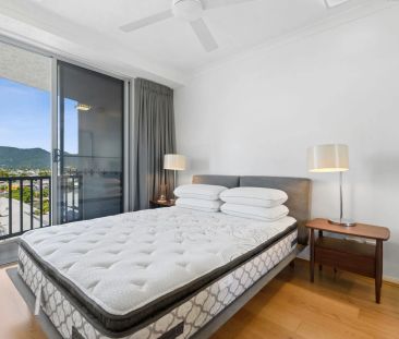 Luxury Inner City Living at its Finest - Photo 1