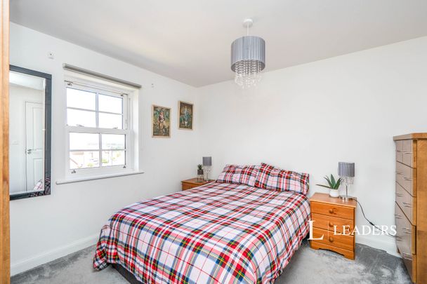 3 bedroom detached to rent Pakeham Road, Waterlooville - Photo 1