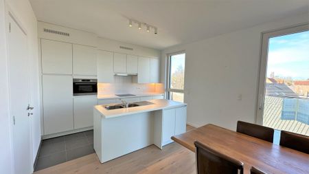 Lichtrijk twee-slaapkamerappartement in Wingene! - Photo 3