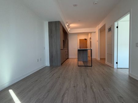 For Lease - 2495 Eglinton Avenue Unit# 1105, Mississauga, Ontario - Photo 3