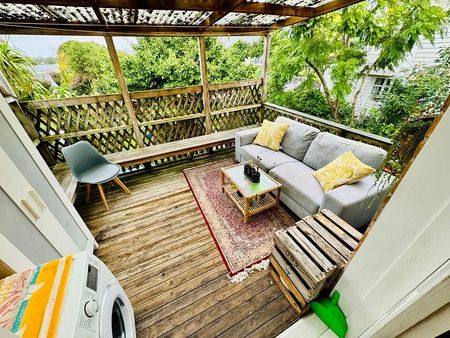2BR Art Deco Mt Eden Apartment alternative - Photo 4