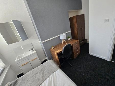 2 bedroom house share to rent - Photo 3