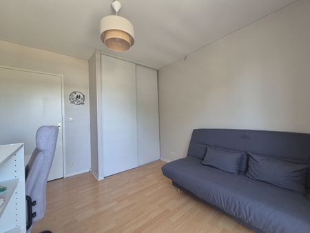Location Appartement 3 pièces 65m² - Photo 3