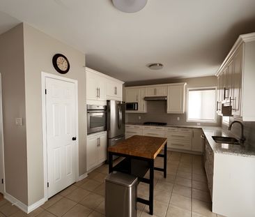 For Lease - 501 Topper Woods Crescent Unit# Upper, Kitchener, Ontario - Photo 5