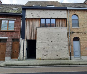 GELIJKVLOERS APPARTEMENT MET TUIN, TERRAS EN 2 SLAAPKAMERS - Foto 4