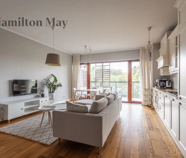 Apartament z dużym tarasem i pięknym widokiem na park na Sadybie - Zdjęcie 3