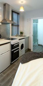 1 bedroom flat to rent - Photo 3