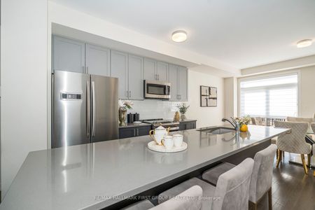 For Lease - 2519 Castlegate Crossing, Pickering, Ontario - Photo 5