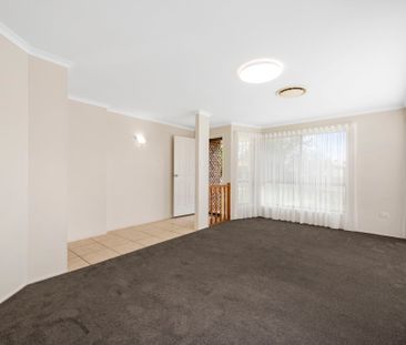 6 Edzill Street, Wilsonton Heights QLD 4350 - House For Rent | Domain - Photo 1