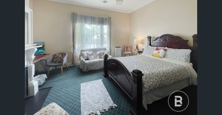 CENTRALLY LOCATED FULLY FURNISHED THREE BEDROOM HOME IN THE HEART OF BALLARAT CBD - Photo 4