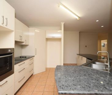 Fully Tiled - Huge Patio - Large Backyard - No Rear Neighbours - Photo 5