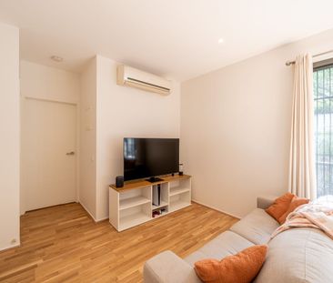 Peaceful Kensington home! - Photo 2