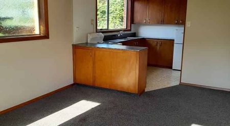 Ready to move in - Sunny 2 Bedroom in Belleknowes - Photo 3