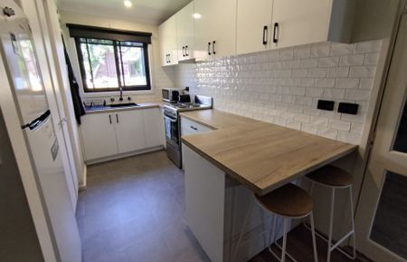 SHORT-TERM RENTAL AVAILABLE TO OCTOBER 2025 - Photo 5