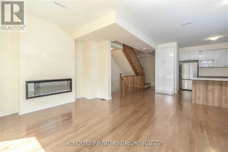 24 ELSINORE STREET - Photo 3