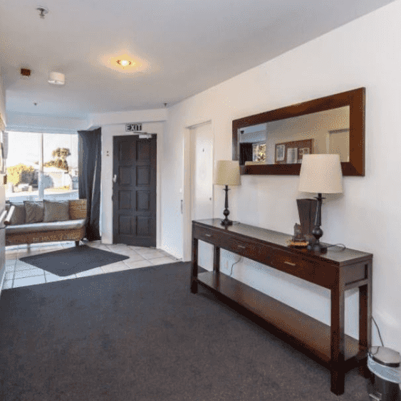 GREAT LOCATION - 9 Straven Road, Riccarton - Rented by the Room - Photo 1