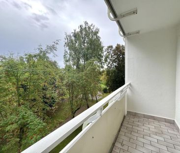 Hübsche 4-Raumwohnung im grünen Chemnitz-Helbersdorf - Photo 1