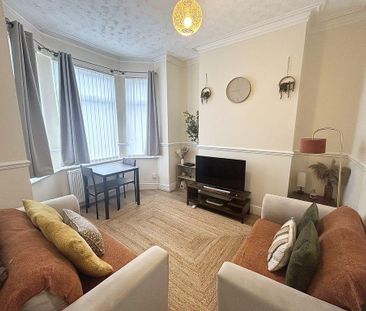3 bedroom terraced house to rent - Photo 1