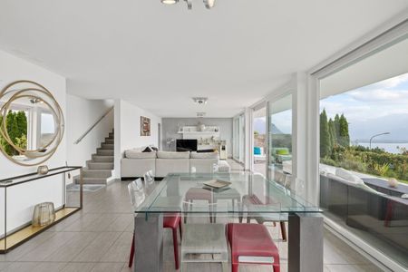 Furnished contemporary villa with lake view - Photo 5