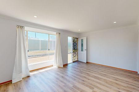 3/3 Marks Point Road, Marks Point NSW 2280 - Photo 3