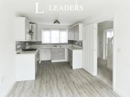 3 bedroom detached house to rent - Photo 5