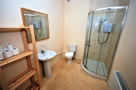 6 bedroom apartment to rent - Photo 3