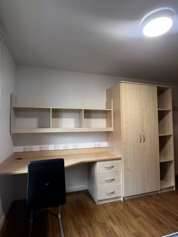 Gold 3 Bed Ensuite - Photo 4