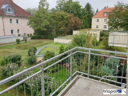 Ruhig gelegene 1-Zi-Wohnung mit Balkon und Laminatboden in Weißig. - Foto 3