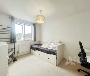 Sherrydon, Cranleigh, Surrey, GU6 7BZ - Photo 3