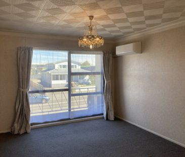 Great Location! - Photo 2