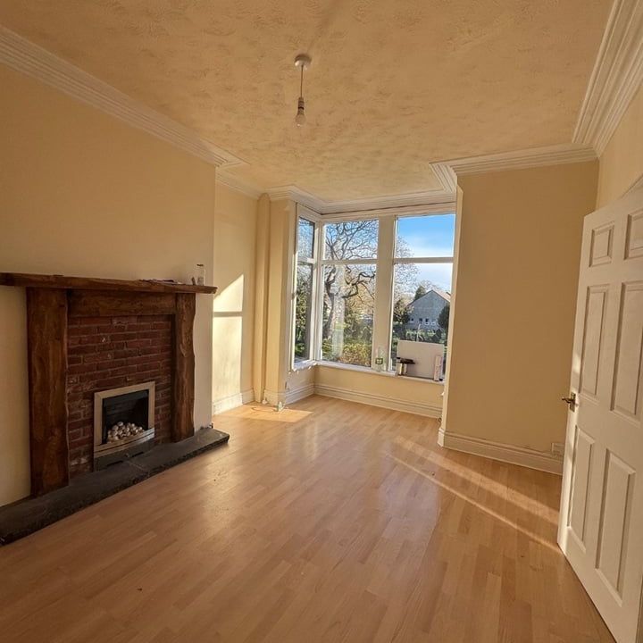 2 Bed Terraced House, Warrels Grove, LS13 - Photo 1