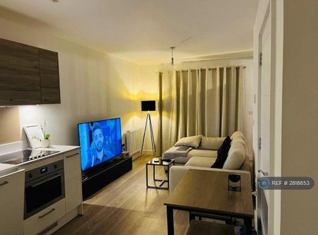 1 bedroom flat to rent - Photo 2