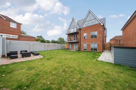 2 bedroom apartment to rent - Photo 3