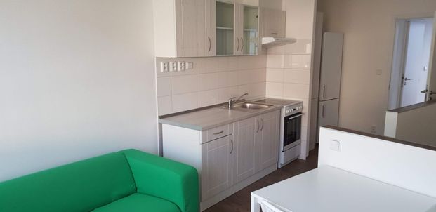 Pronájem bytu 1+kk • 31 m² bez realitkyChelčického, Brno - Královo Pole, Jihomoravský kraj - Фото 1
