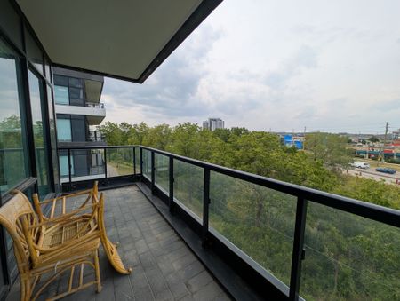 For Lease - 297 Oak Walk Drive Unit# 310, Oakville, Ontario - Photo 3
