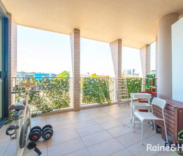 Furnished 3 Bedrooms Apartment - Photo 1