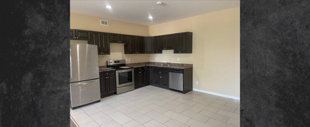 Main Floor 3 Bedroom Suite in Asquith - Photo 3