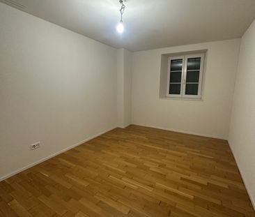 Moderne 3.5-Zimmer-Wohnung mit Balkon & Bergsicht – 87 m² - Foto 1