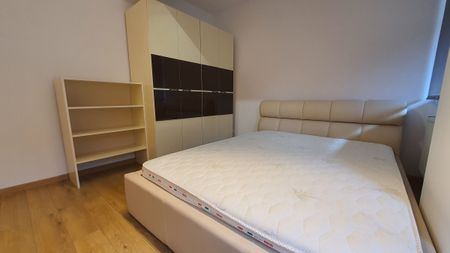 A very modern apartment for rent in Cluj-Napoca, 3 minutes from the University of Medicine and Pharmacy, central area, Avram Iancu street, with 2 bedrooms, living-room, 2 bathrooms - Photo 5