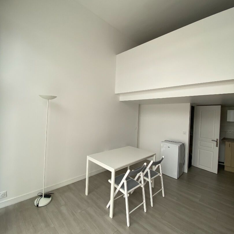 Location appartement 1 pièce, 25.35m², Brunoy - Photo 1