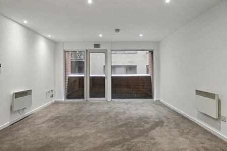 The Boatmans, 42 City Road East, M15 - Photo 5