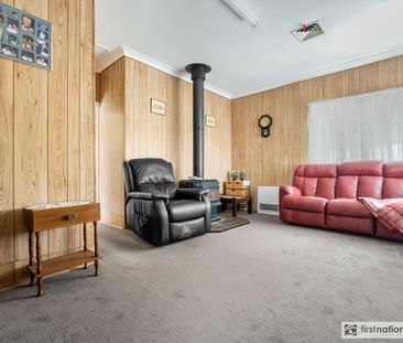 Low-Maintenance Living in a Prime Bathurst Location - Photo 2