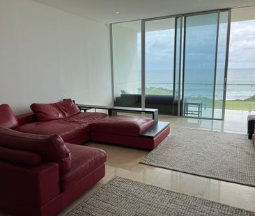 **6 months lease only** Fully Furnished 2x2 Apartment with Ocean Views - Photo 1