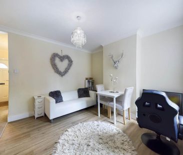 2 bedroom house to rent - Photo 2