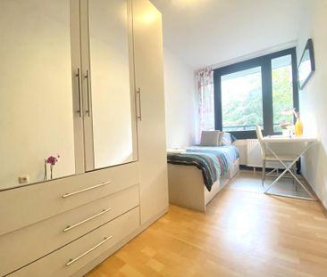 5-Zimmer-Wohnung, Stellplätze, Balkone, Bäder, Rhein - Photo 6