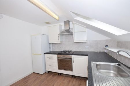 2 bedroom flat to rent - Photo 5