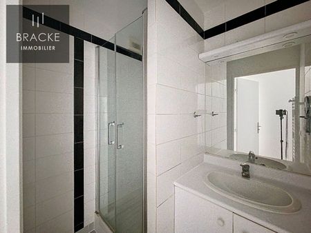 Appartement 4 pièces - 2 chambres - COURBEVOIE - Photo 4