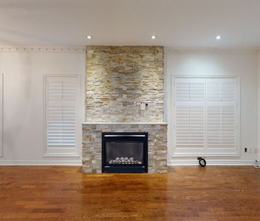 For Lease - 21 David Dunlap Circle, Toronto, Ontario - Photo 2